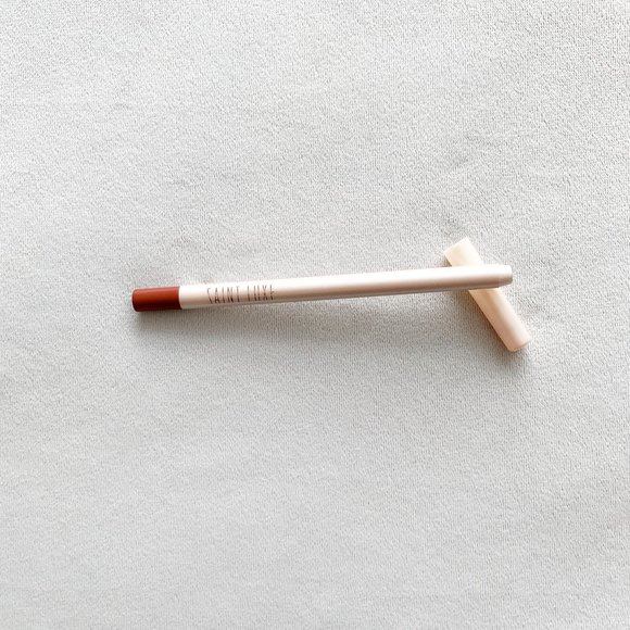 Saint Luxe Lip Liner Pencil - Picture 1 of 3
